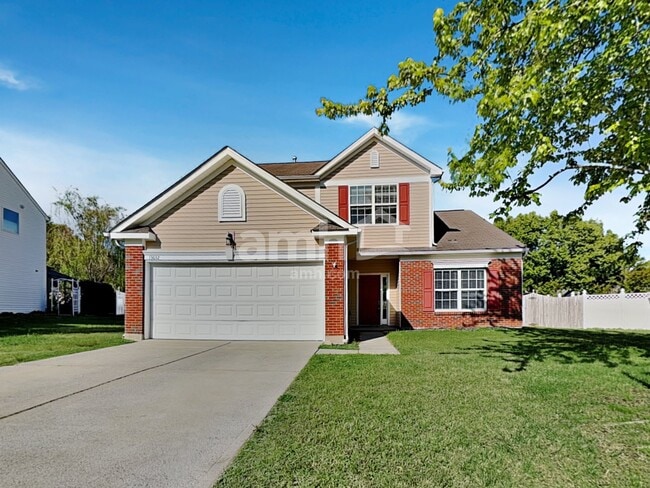 Building Photo - 13632 Stringfellow Ln