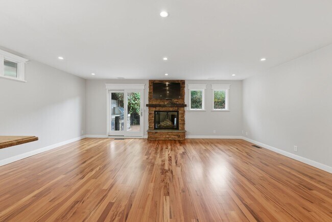 Photo - Exceptional Home in the Back of the Valley, Pacifica