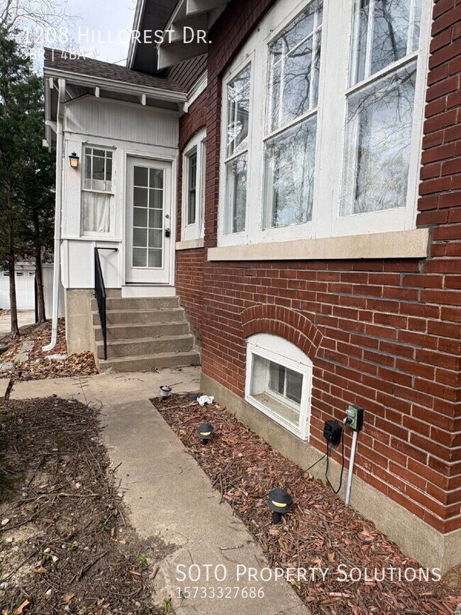 Photo - 1208 Hillcrest Dr