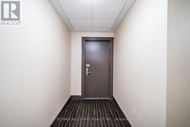 Photo - 2015 Sheppard Ave E Unit 407