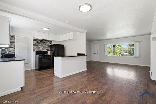 Photo - 10010 Bret Ave