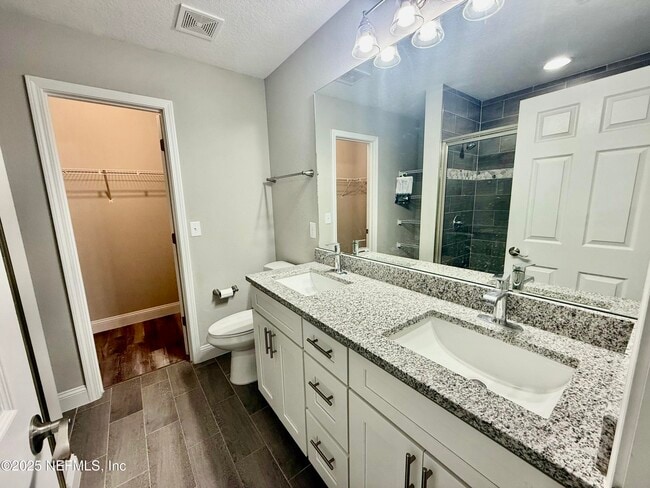 Photo - 2616 Henrietta St