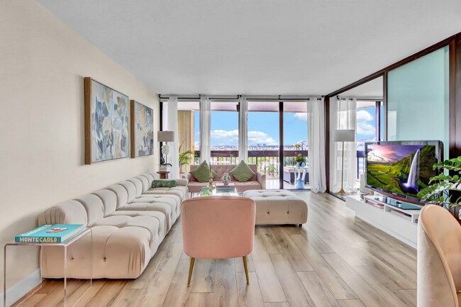 Photo - 2000 Presidential Way