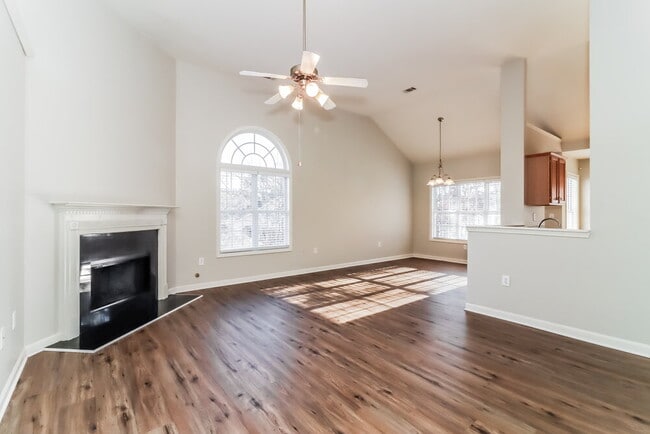 Photo - 9500 Poole Rd