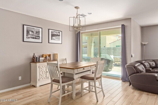 Photo - Beautiful San Tan Home