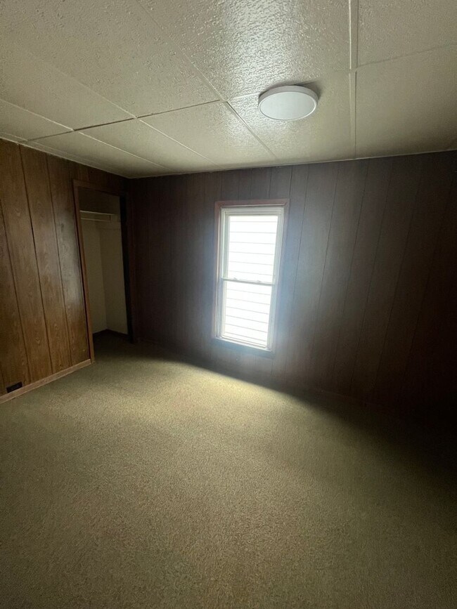 Photo - 820 Hess Ave Unit #2