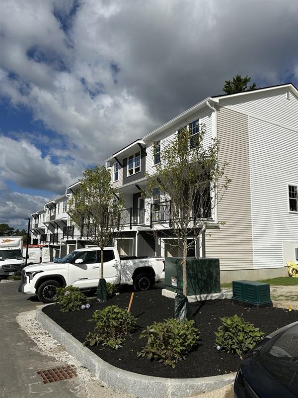 Building Photo - Boulder Way Rental