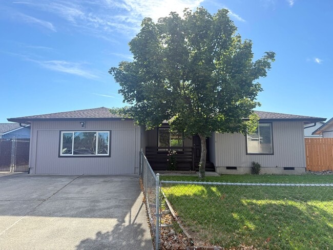 Building Photo - 2900 Terrmont Loop