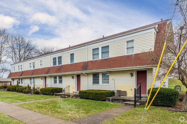 500 W 10th Ave, Beaver Falls, PA 15010