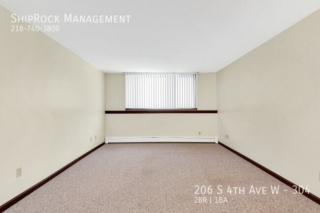 Photo - 206 S 4th Ave W Unidad 304