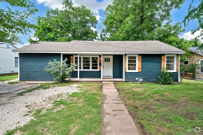 Building Photo - Newly Renovated 3 Bed, 2 Bath Home in Waco