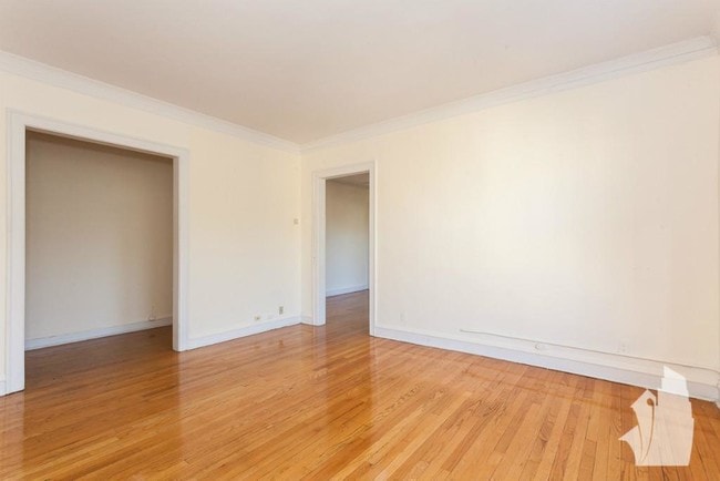 Photo - 1117 W Oakdale Ave