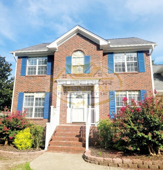 Photo - 304 Alderston Way