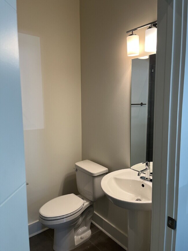 "Spacious Urban Living: 3-Bedroom Townhouse with 3.5 Baths in Nashville's Vibrant Core!" STUNNING...