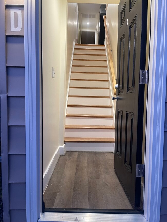 Stairs to 2 floor - 528 Chapel St