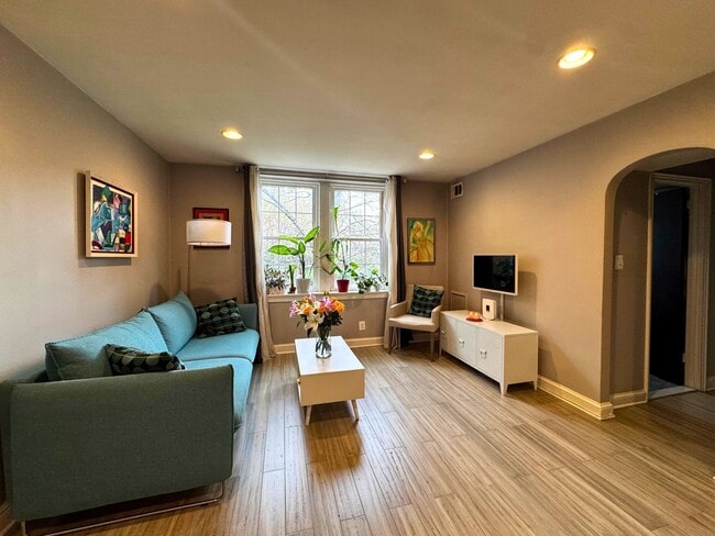 Photo - Modernized Fully Furnished 1BR, 1BA Condo at Arbors of Arlington