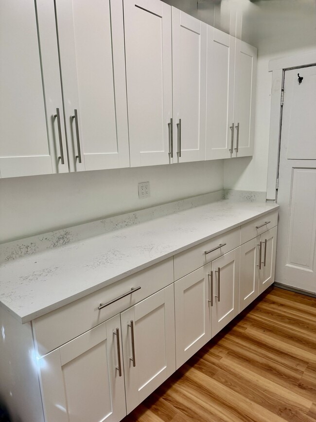 Photo - 1350 W Hood Ave Unit G