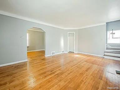 Photo - 9744 Lakepointe St