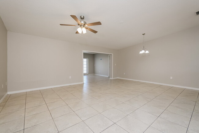 501 Maricopa Dr