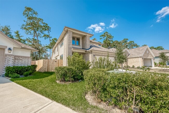 Photo - 32005 Towering Birch Trl