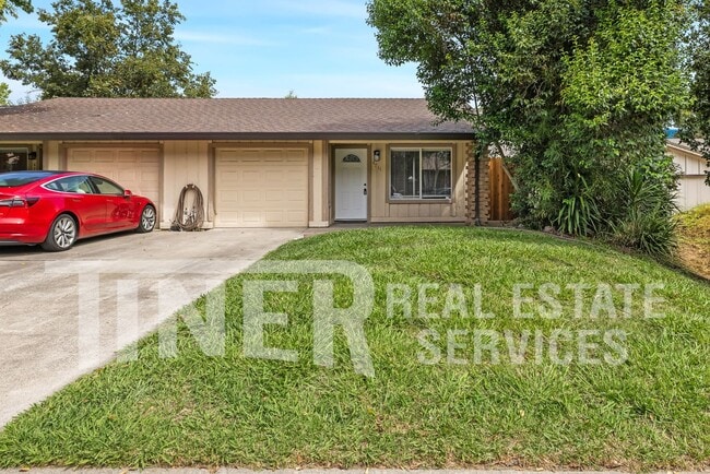 Photo - 4711 Large Oak Ct