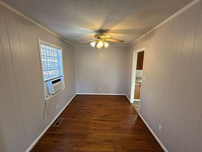 Photo - 4105 Jefferson Ave SW