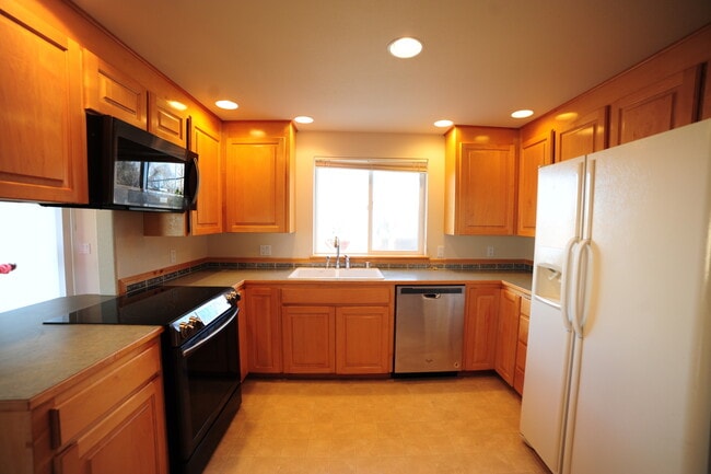 Photo - Sweet South Richland Home with Large Yard