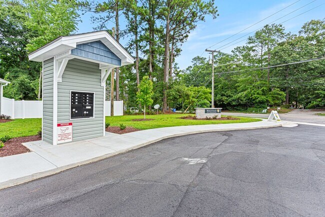 1652 MacIntosh Drive, Unit 1652