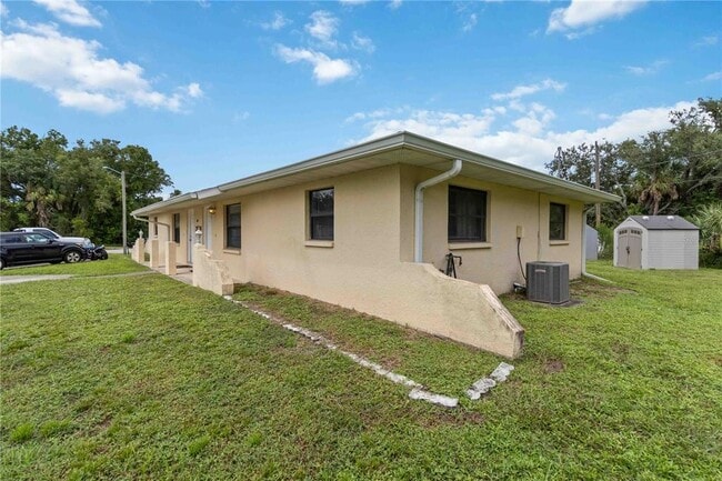 Photo - 284 Lomond Dr