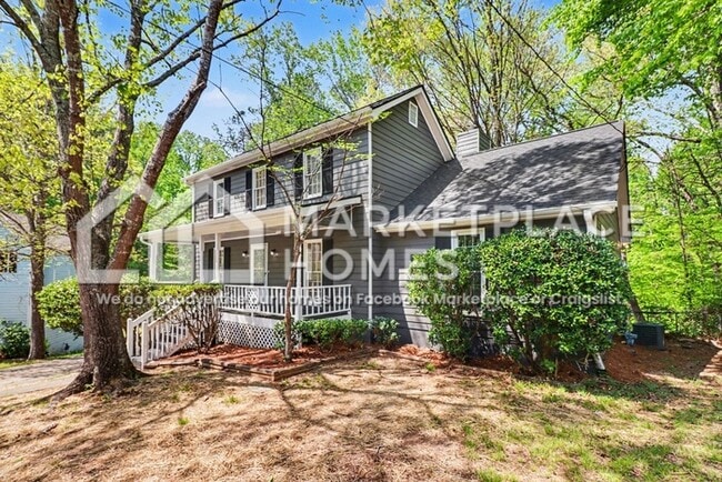 Photo - 2699 Foxglove Dr SW