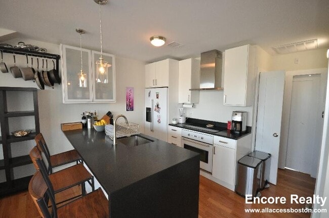 Photo - 654 Massachusetts Ave Unit 6