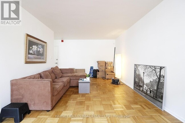 Photo - 1751 Victoria Park Ave Unit 308