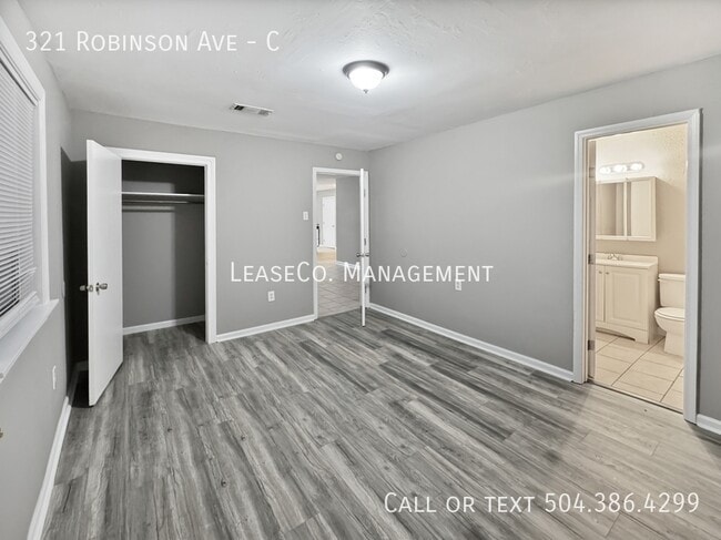 Building Photo - 321 Robinson Ave