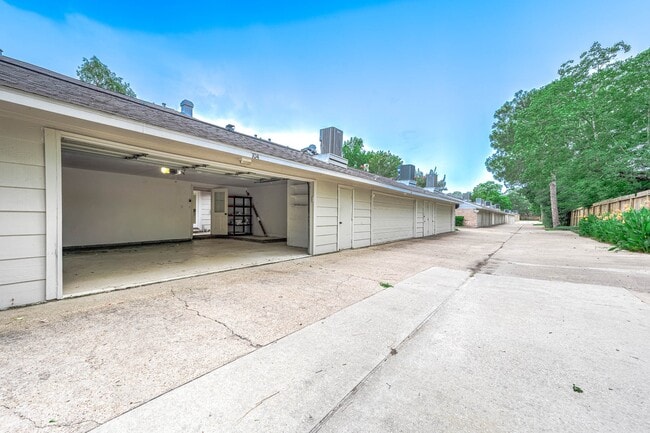 Photo - 727 Bunker Hill Rd Unidad 104