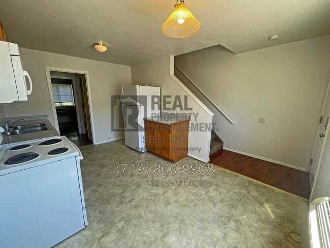 Photo - 1713 Oakshire Ln Unit D