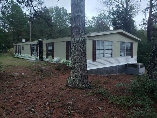 Building Photo - Rent this 4 Bedroom, 2 baths in Elgin! Rental
