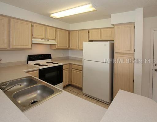Photo - 14037 Fairway Island Dr Unit 234