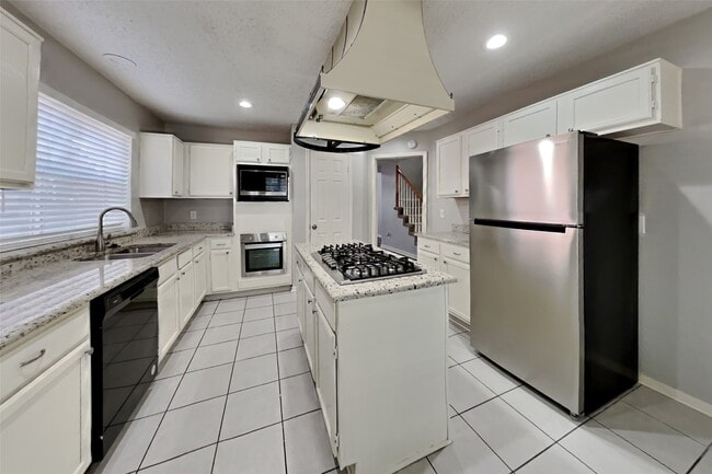 Photo - 8823 Stoney Bend Dr