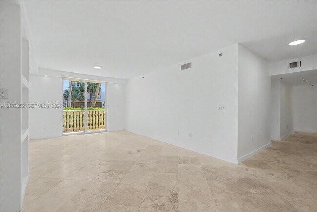 8888 Collins Ave Unit 115