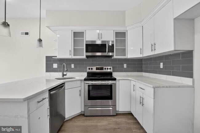 Photo - 519 N 11th St