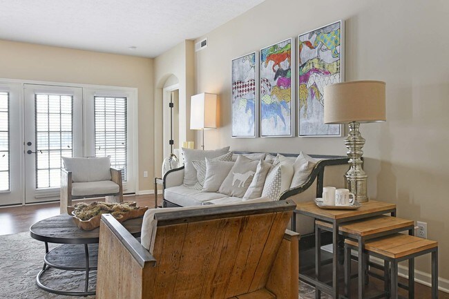Olentangy Crossing - Olentangy Crossing Townhomes