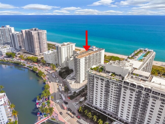 Building Photo - 2401 Collins Ave Unit 1711 Rental