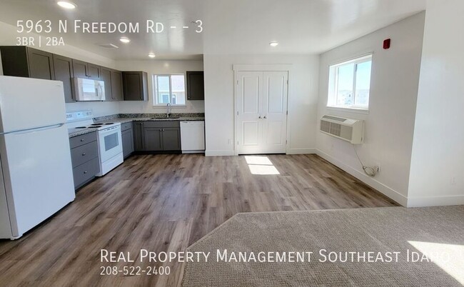 Photo - 5963 N Freedom Rd Unit 3