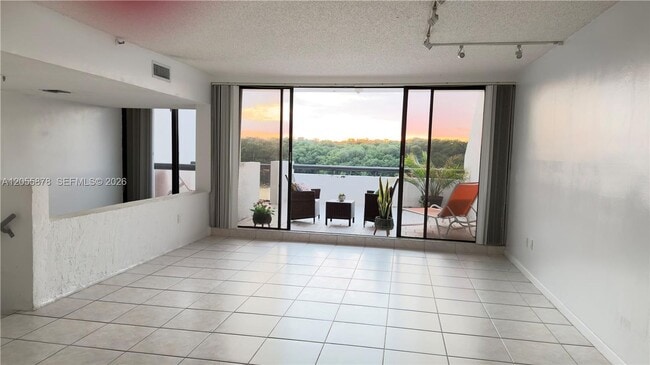 Photo - 456 Poinciana Island Dr