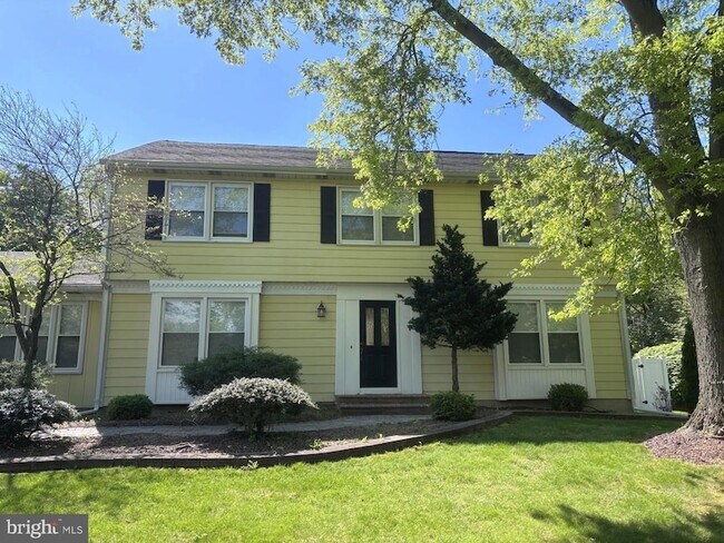 Building Photo - 27 Cartwright Dr