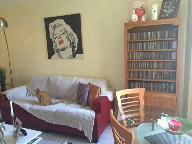 Photo - 1715 NE Miami Gardens Dr Unit 129