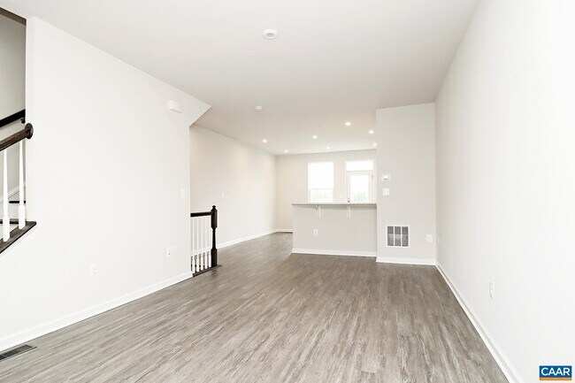 Photo - 2083 Elm Tree Ct