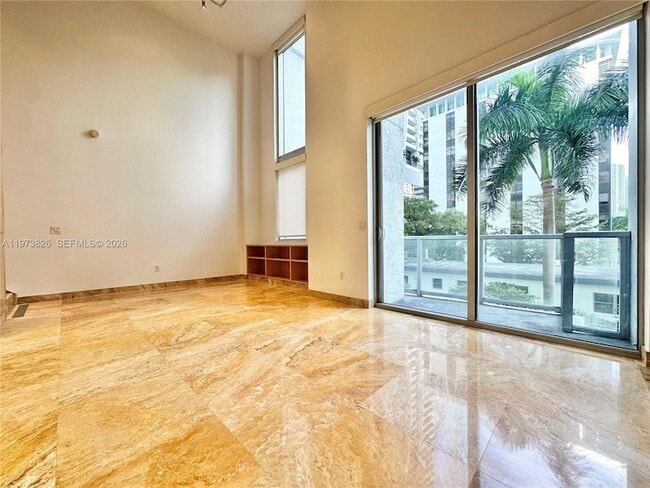 Photo - 1060 Brickell Ave Unidad 201