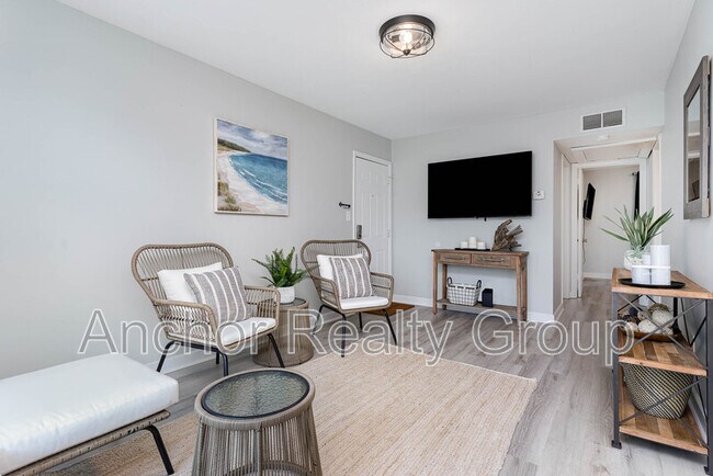 Photo - 909 Pacific Ave