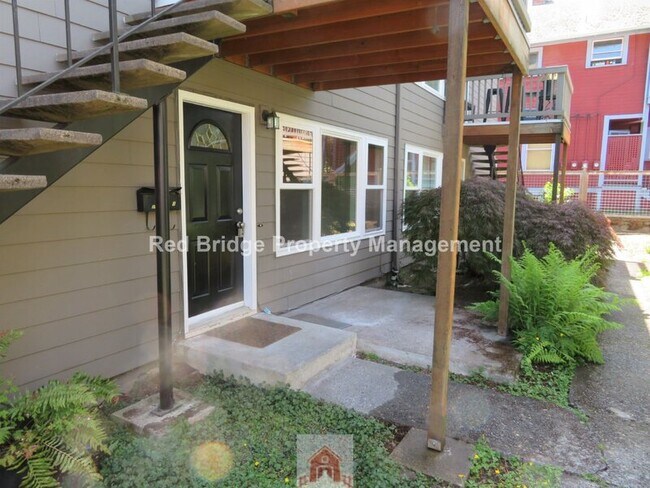 Photo - 131 SE 22nd Ave Unit Apt. 1